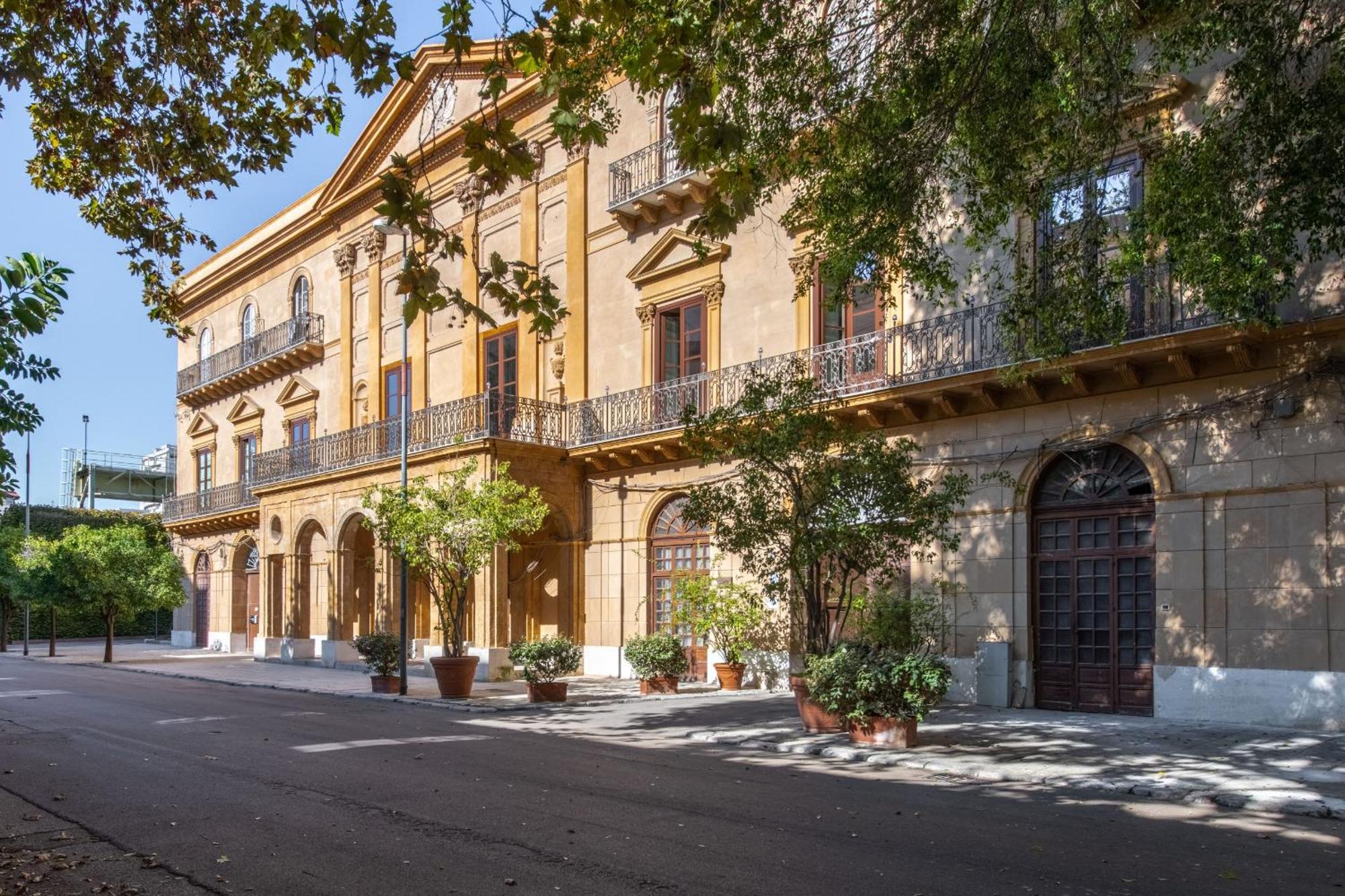Palazzo De Gregorio Apartments Palermo Exterior photo